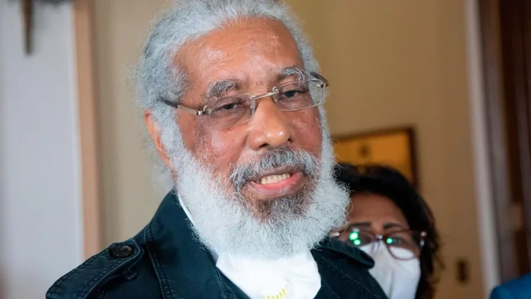 Juan Hubieres solicita al presidente Abinader dejar sin efecto el aumento de peaje