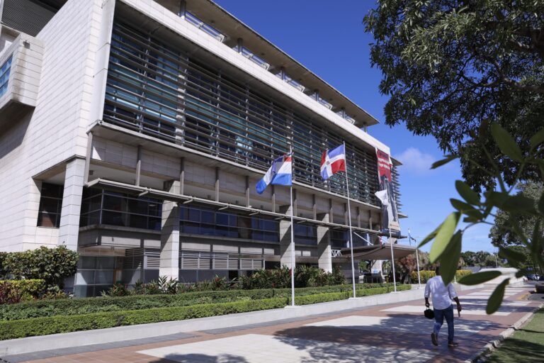 Ponen en marcha la Operación Panthera 7 contra red criminal a la que ocupó 9,889 kilos de cocaína