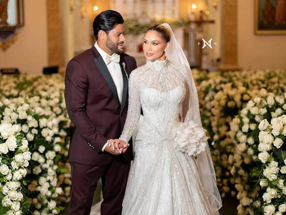 Futbolista se casa con la sobrina de su ex esposa: “Estamos unidos en un solo corazón”