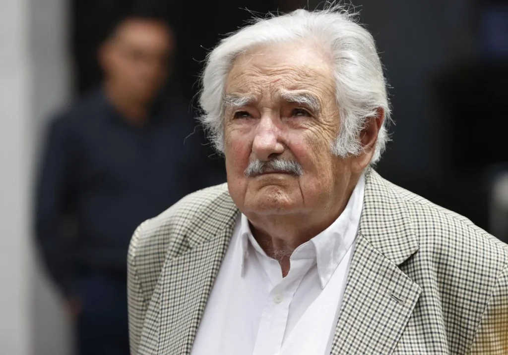 "Me estoy muriendo": "Pepe" Mujica informa que el cáncer se le expandió al hígado