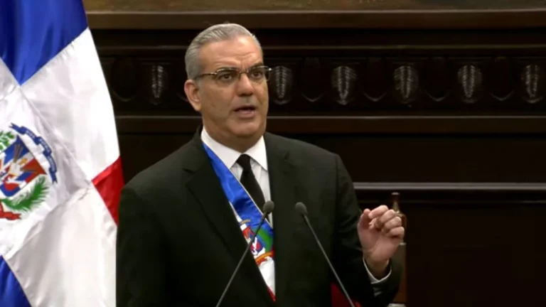 Presidente Abinader afirma que redujo la pobreza