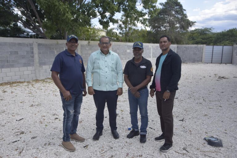 Alcalde de Mella impulsa formación del Cuerpo de Bomberos del municipio