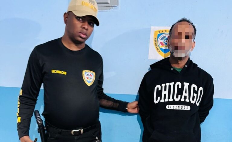 Se entrega “Cochito”, segundo implicado en asalto a señora en Santiago