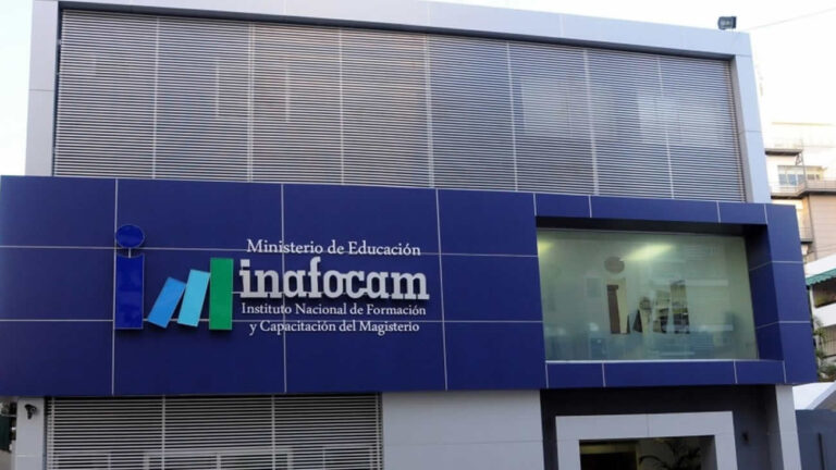 Estudiantes becados del Inafocam denuncian incumplimiento de subsidio prometido; varios han abandonado por falta de recursos