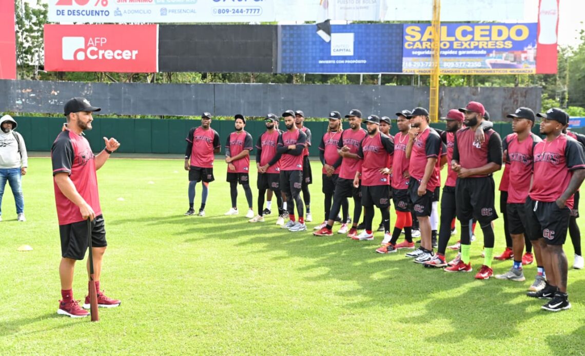 Gigantes del Cibao arrancan sus entrenamientos con 45 jugadores