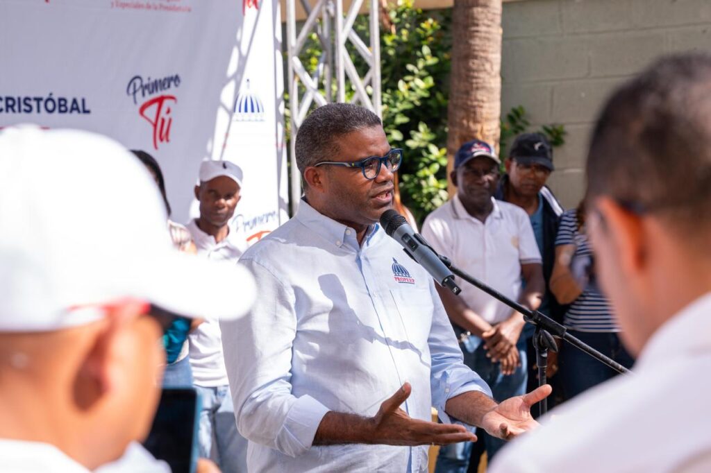 Propeep ilumina la Navidad en San Cristóbal con encendido de parque, jornada social y entrega Bono Navideño