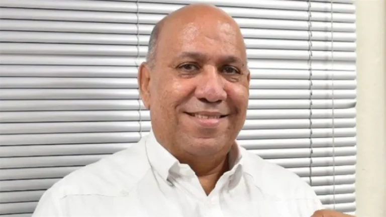 Caso Senasa: Médico Francisco Iván Minaya habría recibido whisky valorado en RD$100 mil como parte de sobornos