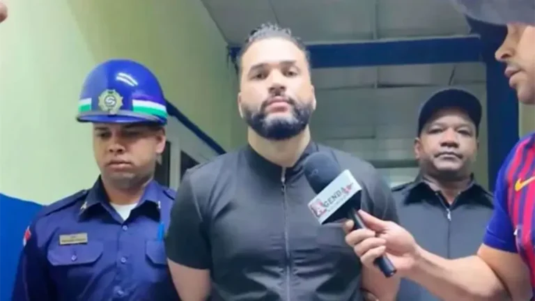 Aplazan conocimiento de medida de coerción contra médico acusado de supuesta agresión sexual