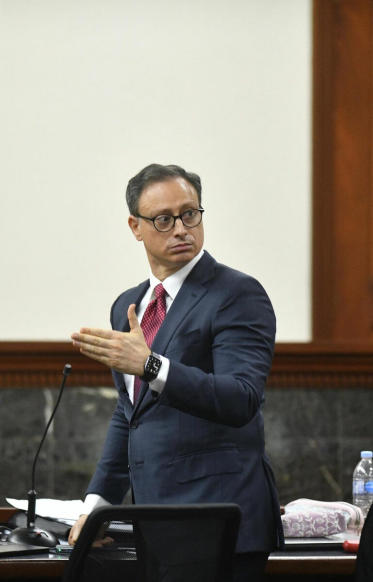 Rechazan salida del país a Jean Alain Rodríguez; historial médico carecía de traducciones legales