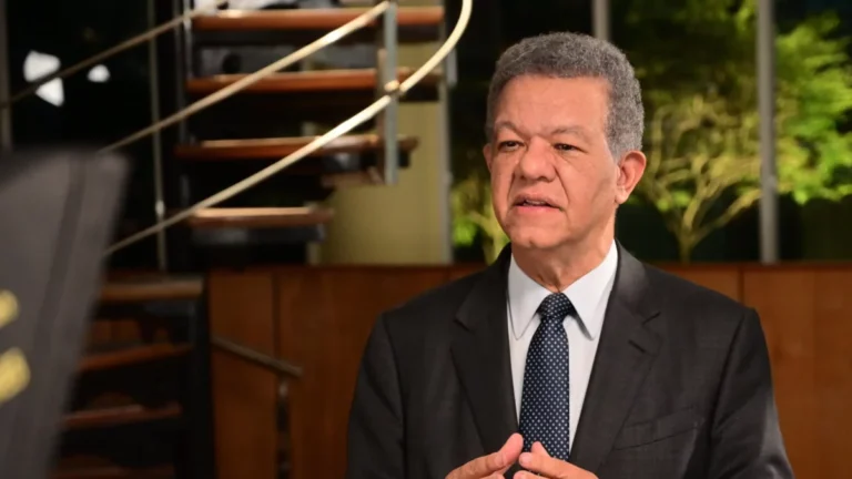 Leonel Fernández responde a discurso de Abinader: «El país no necesita advertencias, necesita respuestas»