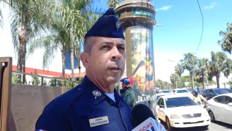 Tiroteo en Cinemacentro deja un muerto y un policía herido