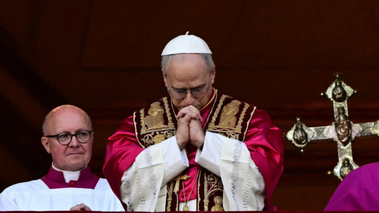 El papa dice que toda forma de opresión, violencia o explotación niega el cristianismo