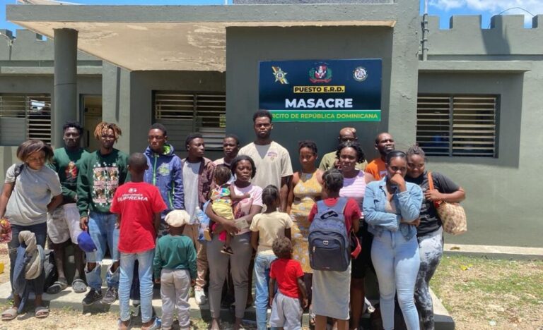 Ejército detiene a 65 haitianos ilegales en operativos en la frontera con Dajabón