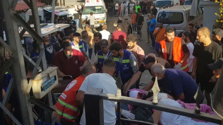 Ataques a vehículos en Líbano dejan 12 muertos; cifra total alcanza 2,896