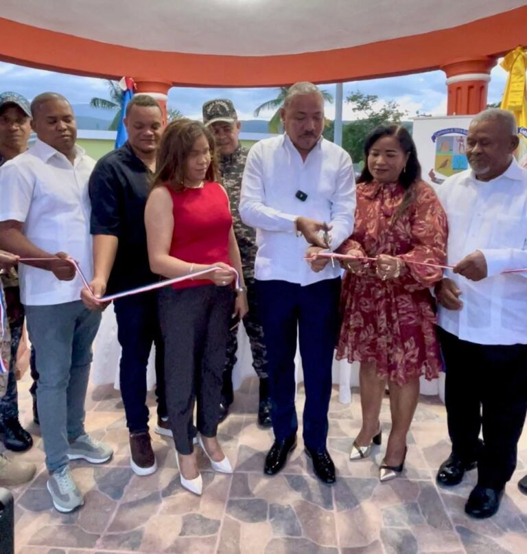 Gobernadora Mercedes Novas valora inauguración del parque de El Cerro como un día histórico para Jimaní