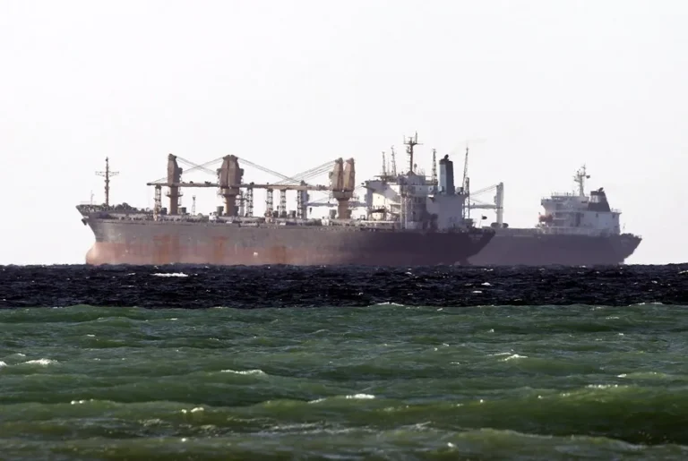 Irán reanuda las exportaciones de petróleo tras dos meses de bloqueo