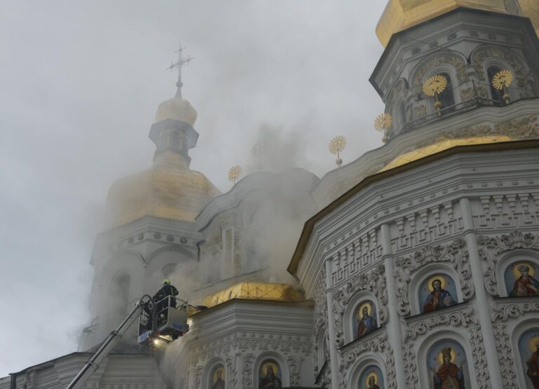 Rusia lanza más de 60 misiles contra Kiev justo antes de la cumbre del G7