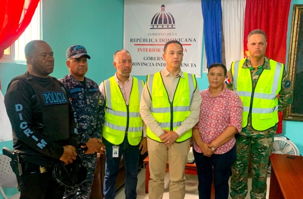 Vicepresidente Ejecutivo de la ETED supervisa en Jimaní los trabajos para restablecer el servicio eléctrico