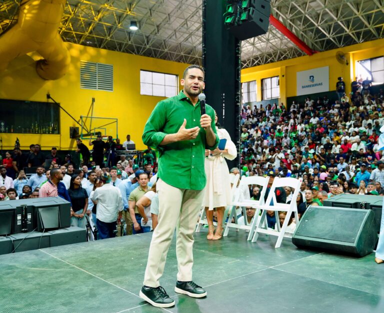“La política sí sirve cuando se usa para servir”, asegura Lenin Campos, el alcalde más joven de RD
