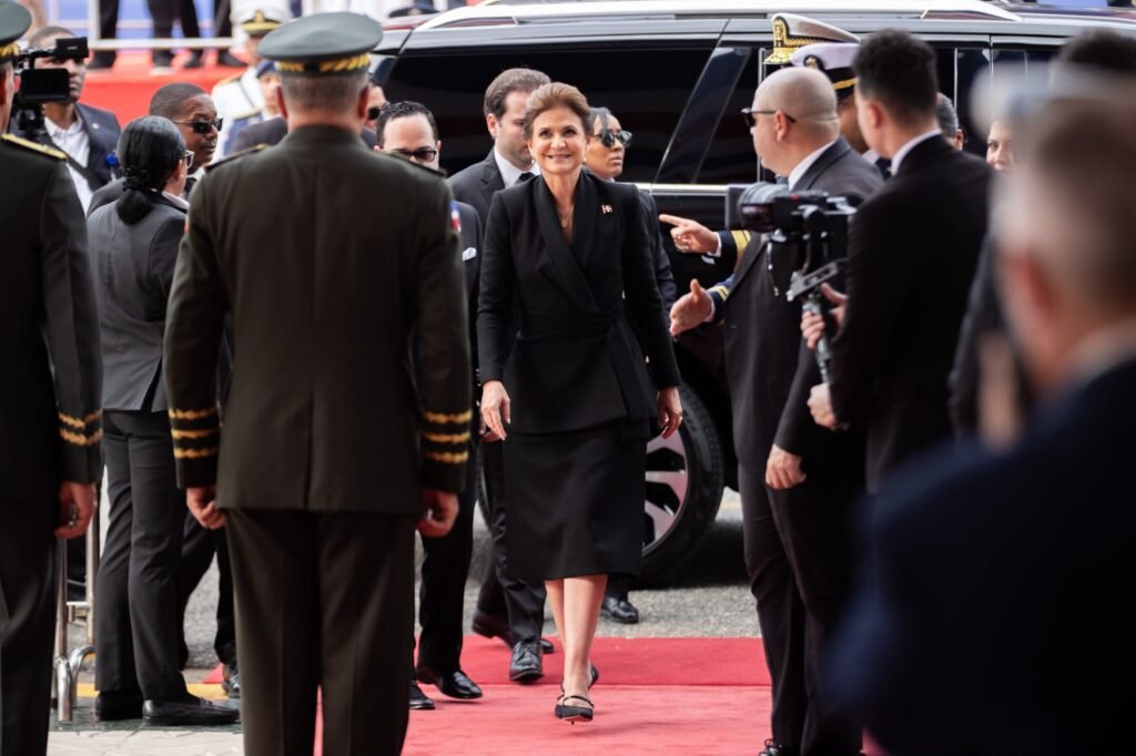 Vicepresidenta Raquel Peña y secretario de Salud de Estados Unidos se reunirán este martes en Washington