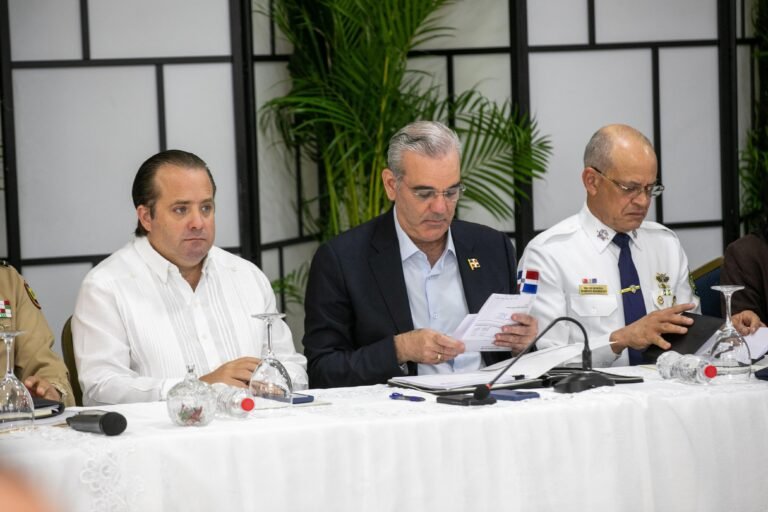 Presidente Abinader encabeza reunión de seguimiento al Plan de Seguridad Ciudadana