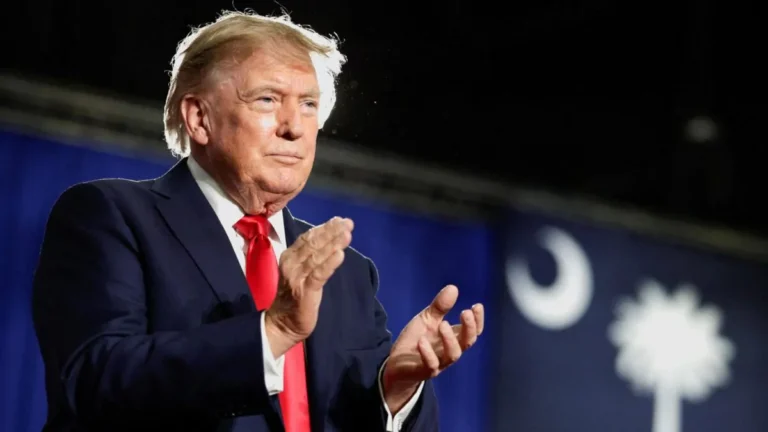 Trump responsabiliza a Biden de muerte de 13 estadounidenses en atentado de Kabul de 2021