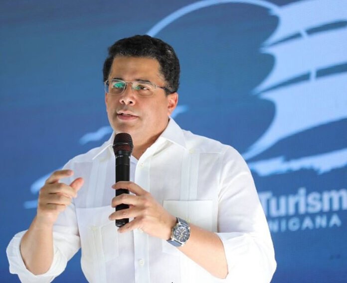 David Collado y la estrategia de esconder las carencias políticas