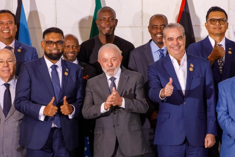 Abinader se consolida en el quinto lugar entre los 18 presidentes mejor valorados de Latinoamérica