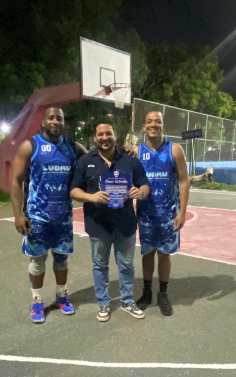 Liga Universitaria de Baloncesto dedica su torneo 2026 al ocoeño Omar Estrella